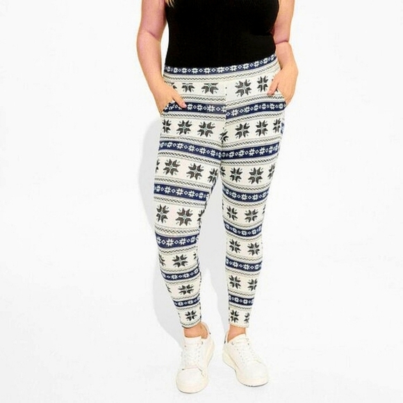 ❤️NWT VINTAGE TORRID POCKETS LEGGING - HIGH RISE POWDER PUFF SNOWFLAKE PLUS SIZE - Picture 2 of 11